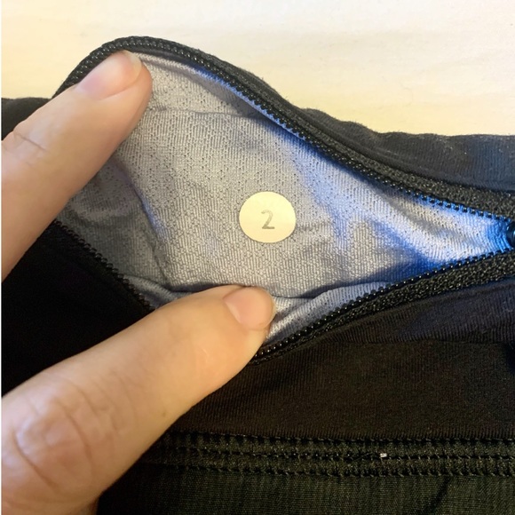 Lululemon Speed Shorts 2.5” Stripe Lavender - Picture 2 of 9